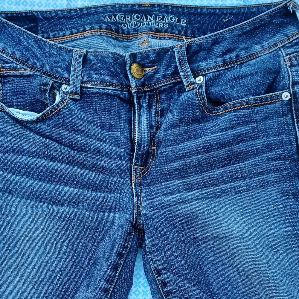 American Eagle Old Style Flared Jean's